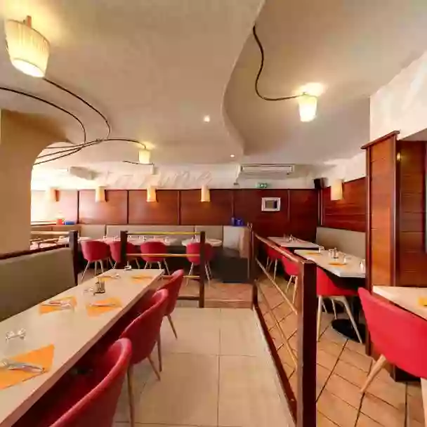 Le restaurant - Crêperie Les Korrigans - Le Pouliguen - Glacier Le Pouliguen